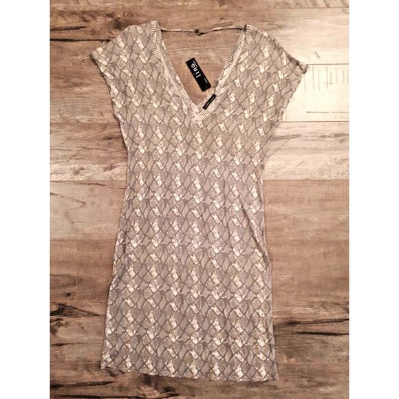 LinQ Women's V-Neck Short Sweater Dress Mineral Bamboo Blend ( M ) - Picture 1 of 1